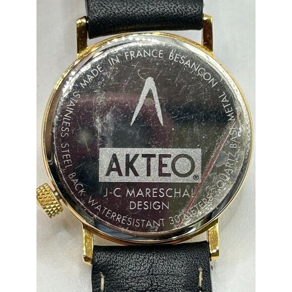Aketo Vintage Unisex "Doctor in the House" Gold Tone Watch  - PreOwned - Picture 5 of 6